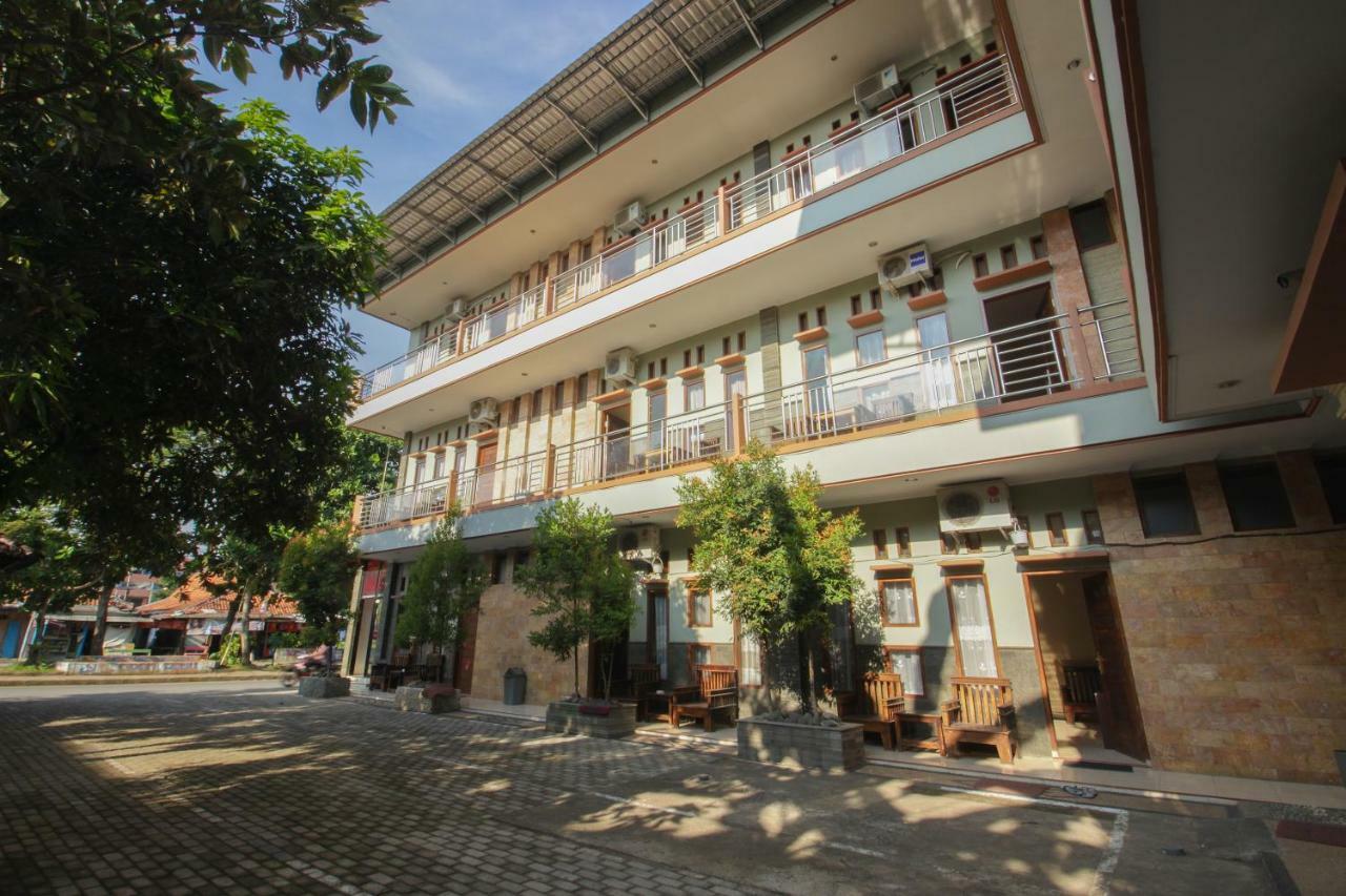 Oyo 820 Abad Baru Hotel Pangandaran Εξωτερικό φωτογραφία