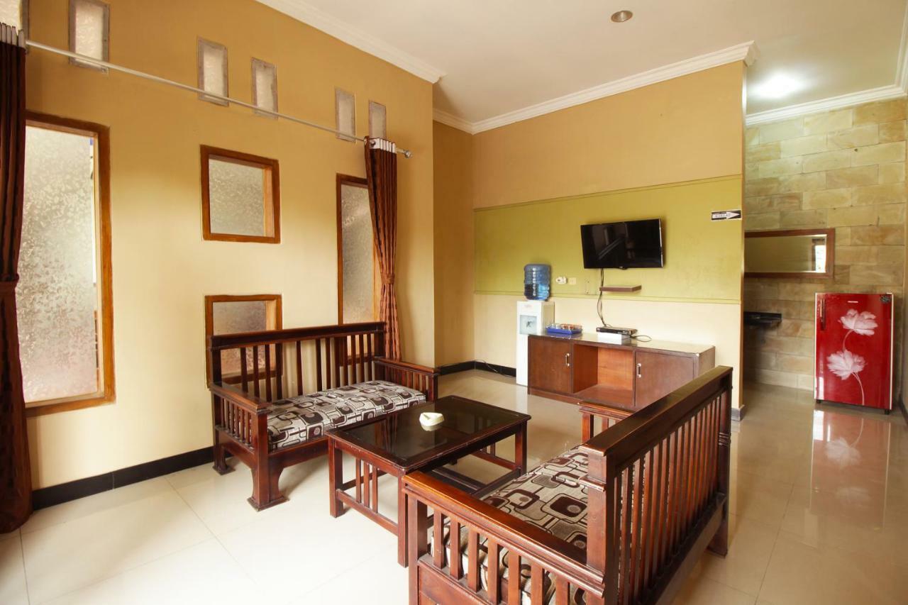 Oyo 820 Abad Baru Hotel Pangandaran Εξωτερικό φωτογραφία
